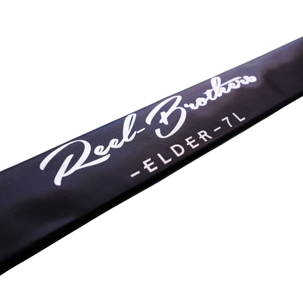 Das Allround-Talent für die leichte Fischerei. Egal, ob du mit Jigs, leichten Wobblern oder Finesse-Rigs fischst, diese Rute eignet sich perfekt zum Fischen auf Egli (Barsch) und für die leichte Forellenfischerei. Dank ihrer schnellen Aktion ermöglicht die ELDER 7L eine präzise Köderführung, während die sensible Spitze dafür sorgt, dass du keinen Biss mehr verpasst. Mit nur 75 Gramm ist die Rute ein absolutes Leichtgewicht. Ob an den Mittellandseen oder am Bach, die ELDER 7L ist dein idealer Begleiter.